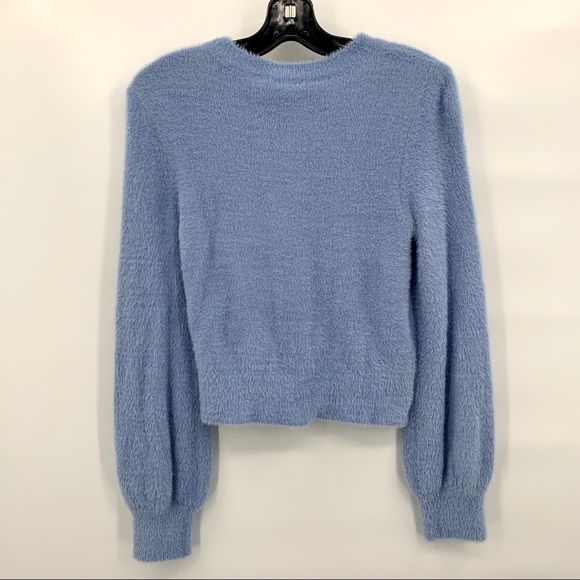 WAYF Fuzzy Blue Puff Long Sleeve Cropped Crew Neck Sweater Size Medium - Picture 3 of 8